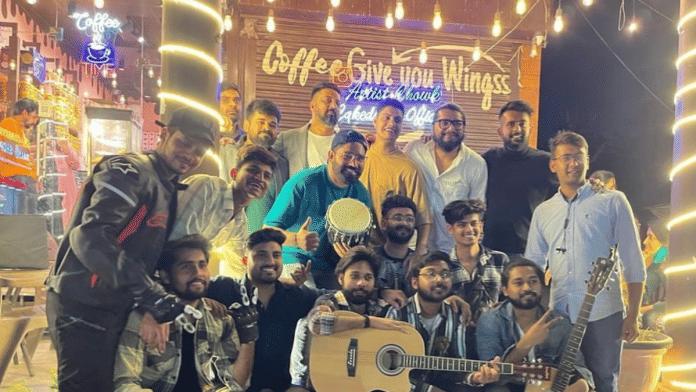 Cakes Desire band that plays Hanuman Chalisa every Tuesday | Instagram