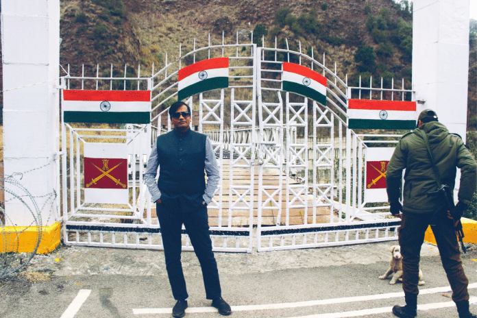 Kiran Patel during one of his 'official trips' in Kashmir | Twitter | @bansijpatel