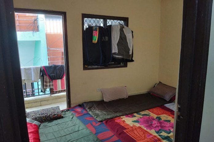 Afghan residents in Delhi