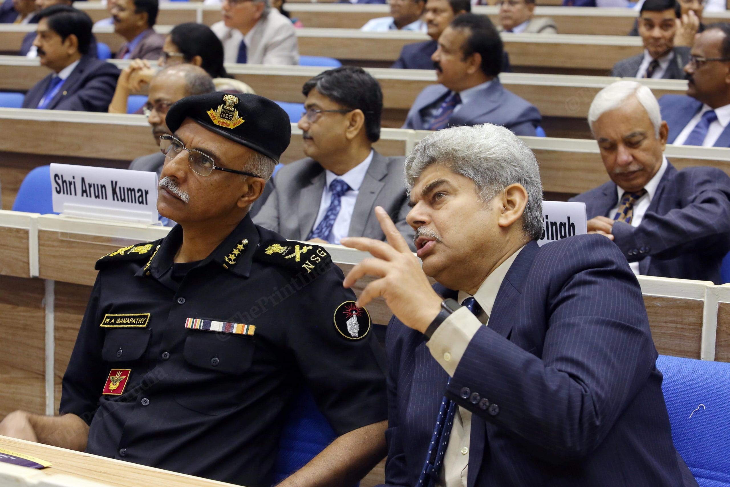 NSG DG M.A Ganapathy (L) and CISF DG Sheel Vardhan Singh (R) | Praveen Jain | ThePrint