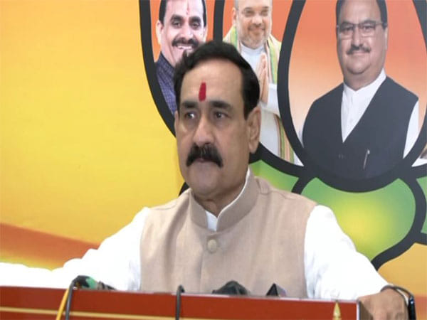 MP Home Minister Narottam Mishra calls Kamal Nath 'accidental leader', Cong hits back