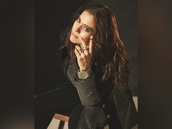 Filmfare Awards 2023: Kajol makes her red carpet look special by wearing hubby Ajay Devgn's watch