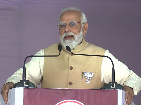 Congress is full of negativity, made false promises to farmers, says PM Modi in Karnataka