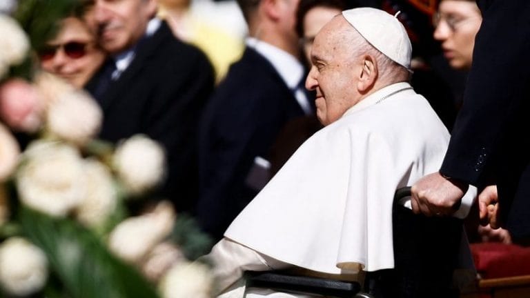 Pope calls for peace in Ukraine, appeals dialogue between Israel & Palestine, in Easter message