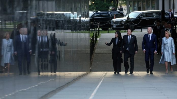 US President Joe Biden and first lady Jill Biden visit the Korean War Memorial with South Korean President Yoon Suk Yeol and his wife Kim Keon Hee, in Washington, on 25 April 2023 | Reuters