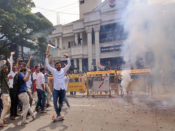 Congress gets absolute majority in Karnataka