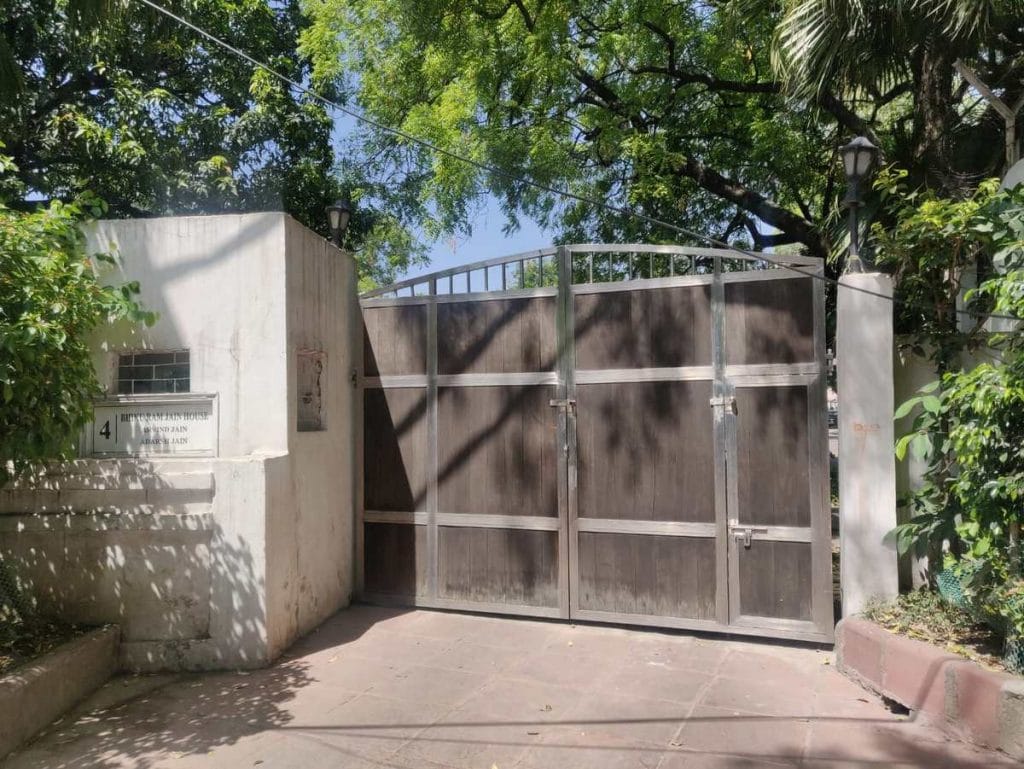 4 Flagstaff Road gate