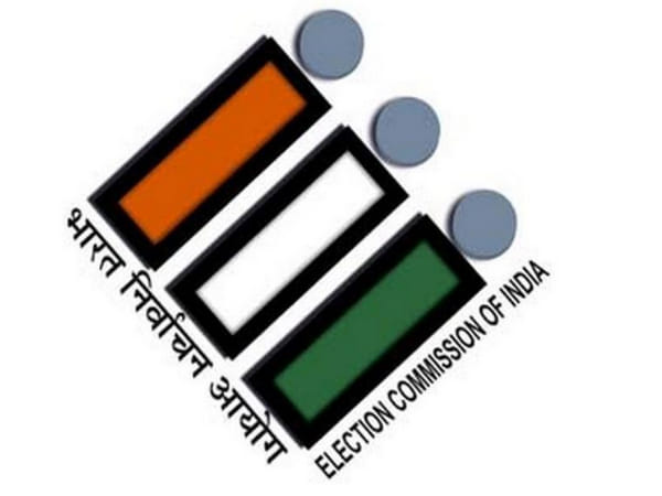 Karnataka polls: ECI issues notice to Shivakumar over party's newspaper advertisement