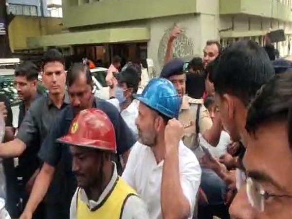 Karnataka Assembly polls: Rahul Gandhi rides pillion on delivery boy's scooter to reach Bengaluru hotel