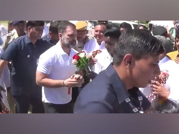 Rahul Gandhi reaches Rajasthan, to address Congress workers in Mount Abu