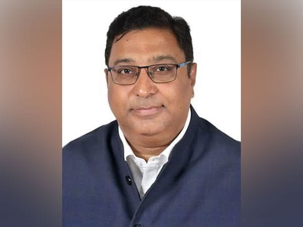 Gaurav Gulati assumes the charge of Director (Finance), NSIC