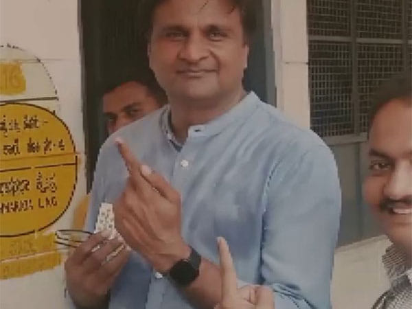 Karnataka Elections 2023: Javagal Srinath casts vote in Mysuru, appeals public to come and vote in huge numbers