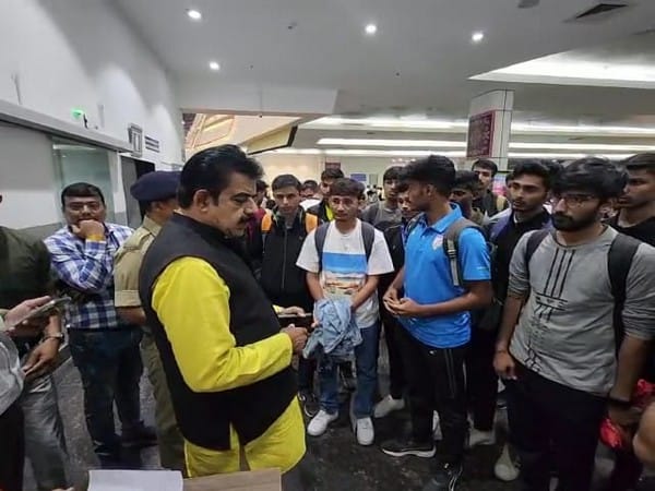 23 students from MP stuck in Manipur return home