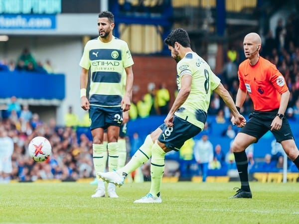 Ilkay Gundogan brace guides Manchester City to 3-0 victory against Everton