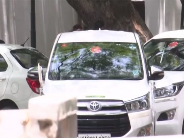 Next Karnataka CM suspense: Siddaramiah leaves Sonia Gandhi's residence after meeting