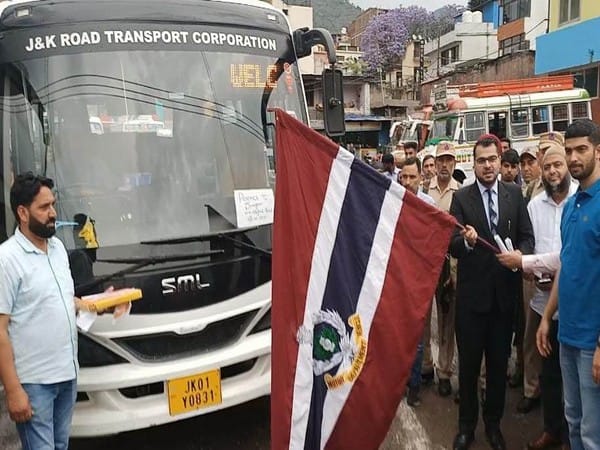 J-K: Trial run of deluxe bus service from Poonch to Srinagar via Mughal road