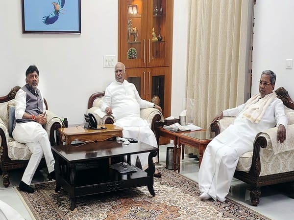 Karnataka CM swearing-in-ceremony: Congress invites like-minded parties; Mamata Banerjee, KCR among invitees