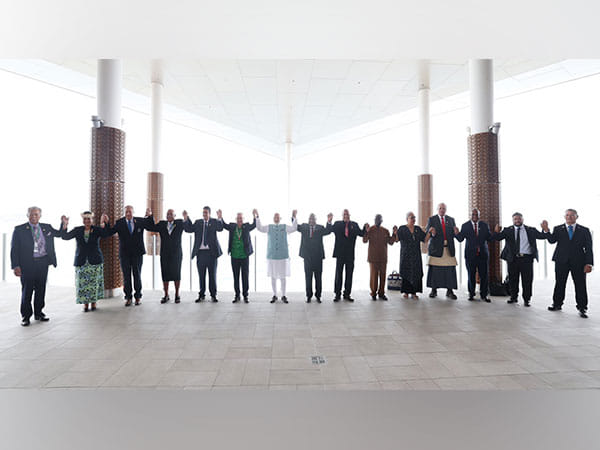 PM Modi meets with Pacific Island nation leaders on sidelines of FIPIC Summit