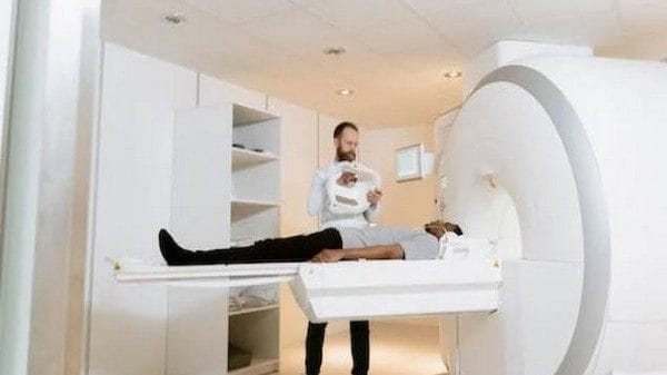 Study suggests CT Scan best to predict middle-aged heart disease risk