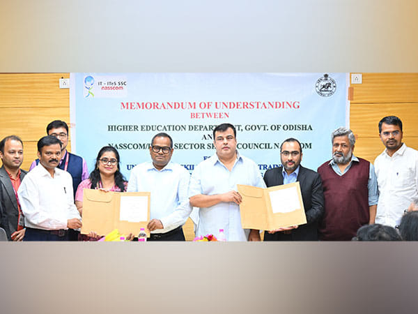Odisha Govt signs MoU with Infosys, Nasscom for developing employability of students in HEIs