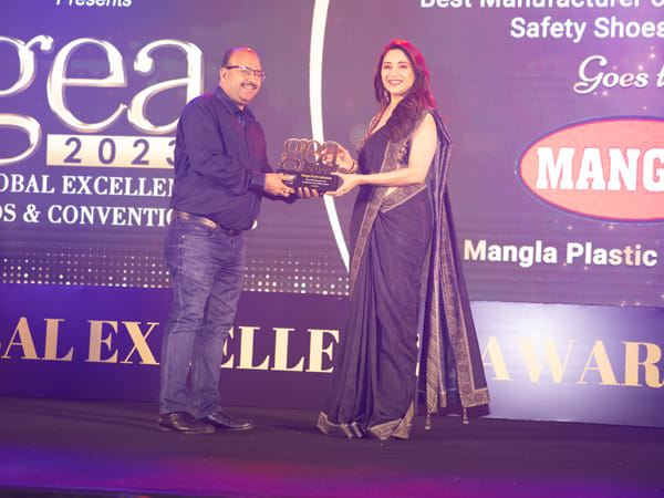 Mangla Plastic Industries Recognized as the Best Manufacturer of Gumboots and Safety Shoes in India at Brand Empower's GEA2023 Awards