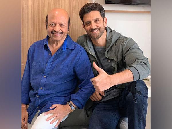 Hrithik Roshan wishes 'chacha' Rajesh Roshan on his birthday, pens note