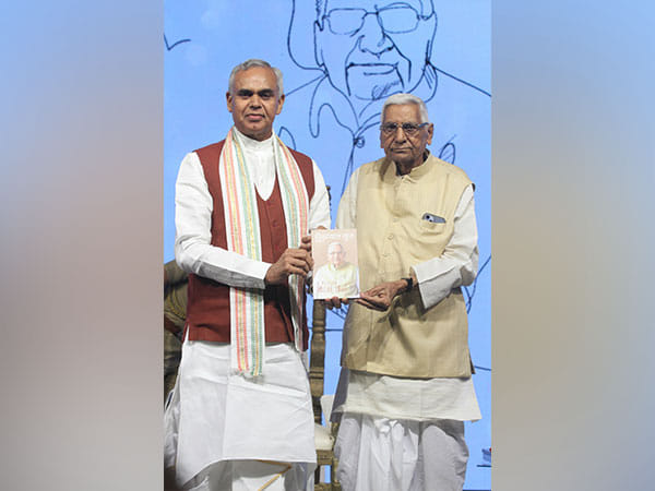 Dollar Industries' Chairman Emeritus, Din Dayal Gupta's Biography, A Million Dollar Smile released by Acharya Devrat, Governor of Gujarat
