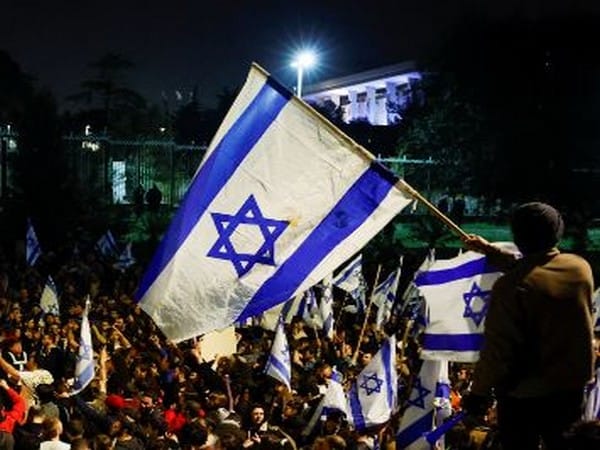 Is the US' declining influence in Asia a challenge for Israel's peace?