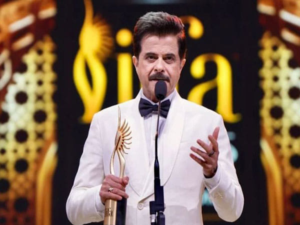 IIFA 2023:  Anil Kapoor bags golden trophy for his role in 'Jug Jugg Jeeyo'