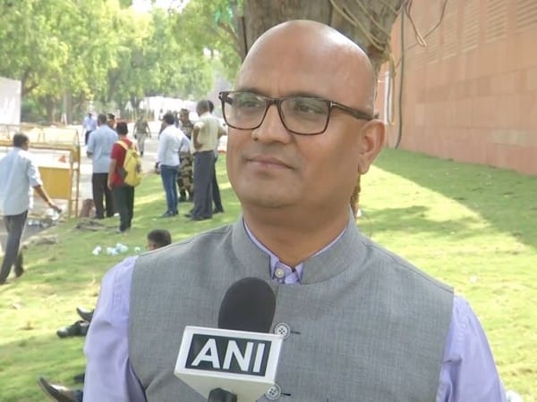 New Parliament building impresses with its art of sculpture, images of gods, goddesses