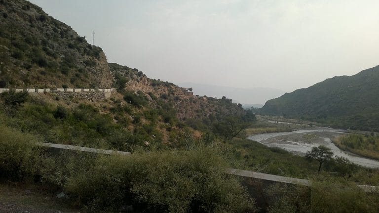 6 killed in attack at energy plant near Afghan border in Pakistan