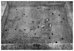 Multiple Post-holes and saddle queens in a circular hut; Sub-Period IB | Credit: Archaeological Survey of India