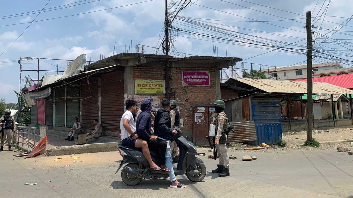 Security checkpoint on Airport road in Imphal | Karishma Hasnat | ThePrint