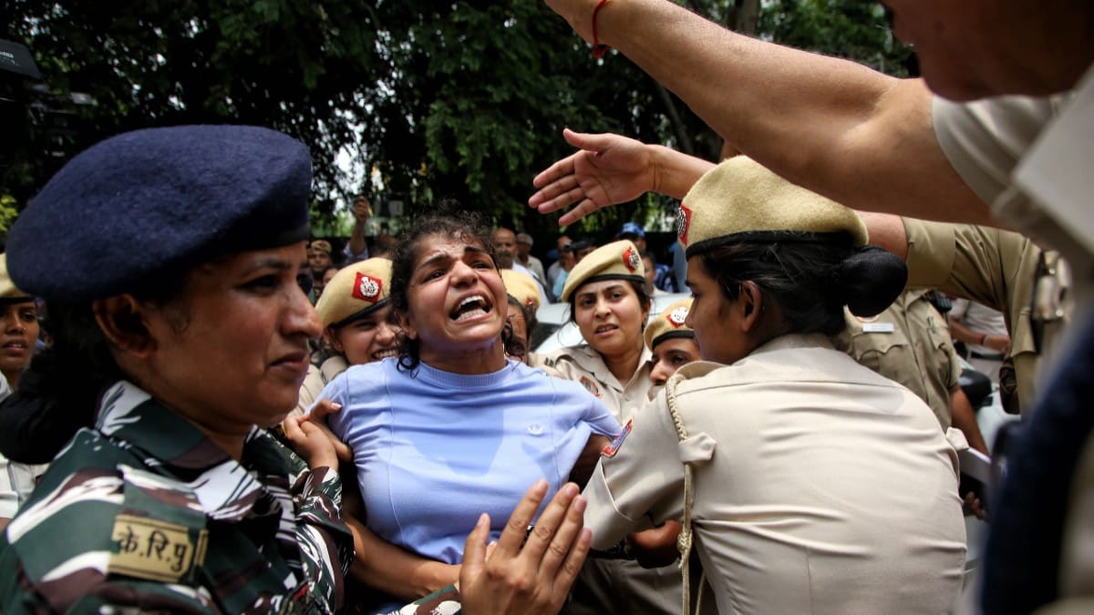 Sakshi Malik being detained | Manisha Mondal | ThePrint