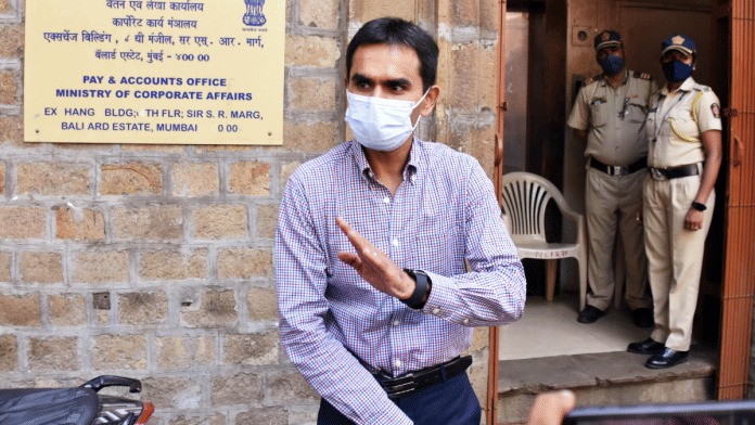 File photo of Sameer Wankhede outside NCB office in Mumbai | ANI