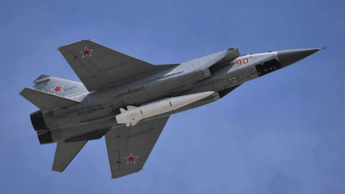 Kinzhal mounted on MiG-31K, 2018 Moscow Victory Day Parade | Photo: www.kremlin.ru