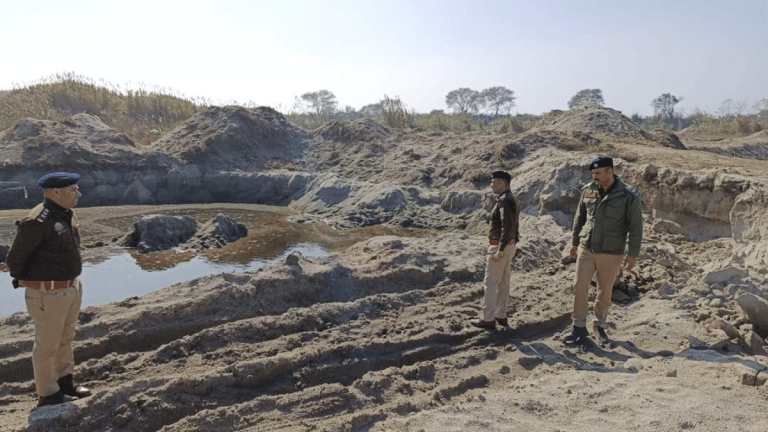 NGT bans, surprise raids, vigilance no hurdle. Mining mafia plunder river beds of Himachal Pradesh at will