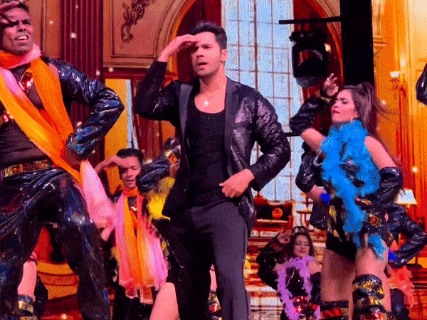 Varun Dhawan gives a power-packed performance at IIFA 2023