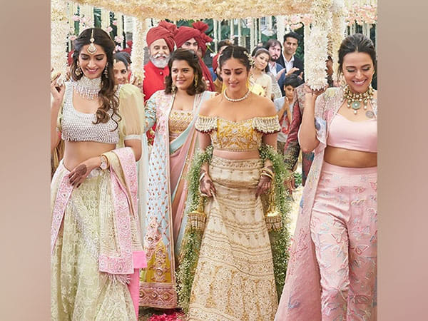  Kareena Kapoor, Sonam Kapoor's 'Veere Di Wedding' clocks 5 years