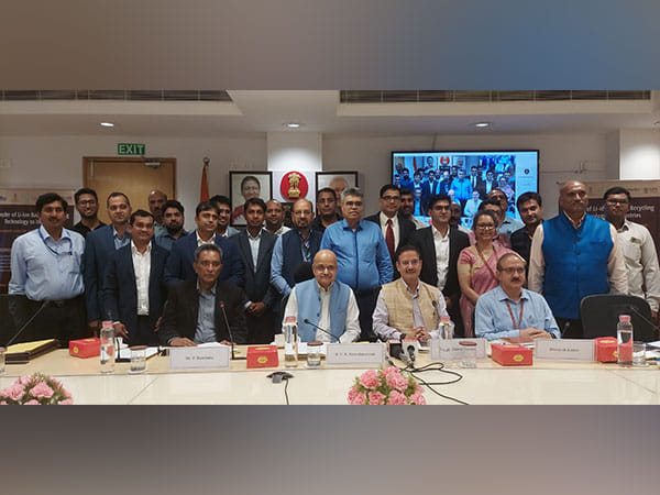 MeitY transfers cost-effective Li-ion battery recycling tech to 9 recycling companies, startups