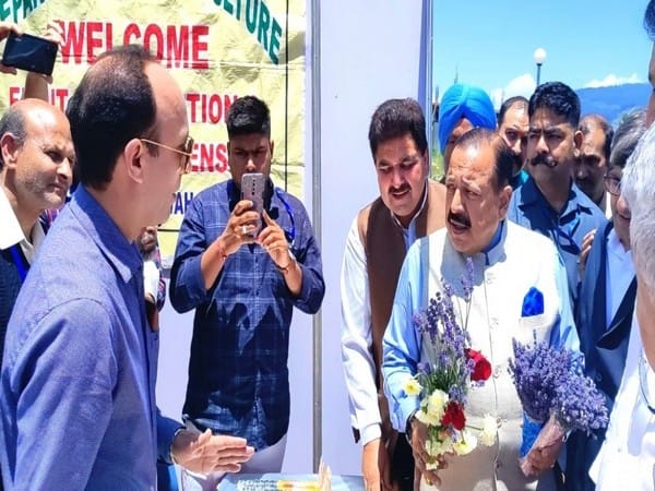 J-K: Jitendra Singh inaugurates 2-day lavender festival at Bhaderwah