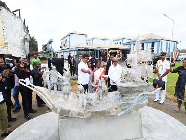 President Murmu reaches Lalla Rookh Museum in Suriname