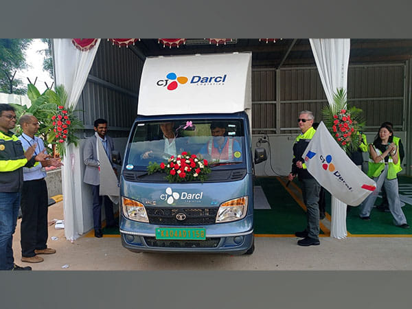 Future-Ready Logistics: CJ DARCL Embraces Sustainability with Electric Vehicle Debut for Intra-City Cargo Run!