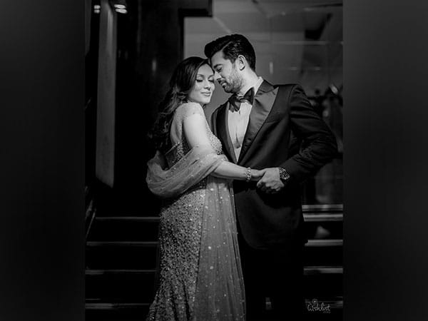 Check out Karan Deol, Drisha Acharya pictures from their wedding reception