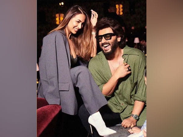 Malaika Arora lits up boyfriend Arjun Kapoor's birthday bash with her dance on 'Chaiyya Chaiyya'