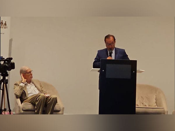 UKPNP chief voices concern over oppression of religious minorities in PoK, China