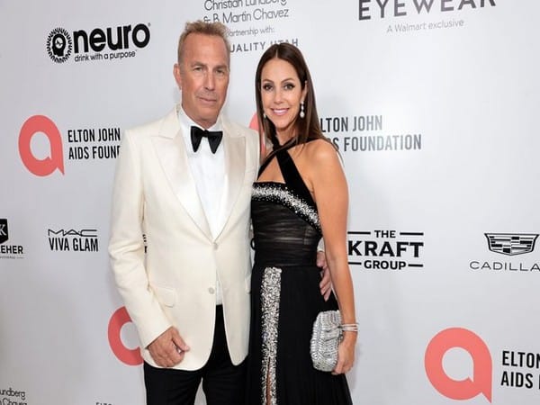 Kevin Costner's ex-wife flees LA with two of their kids amid divorce controversy