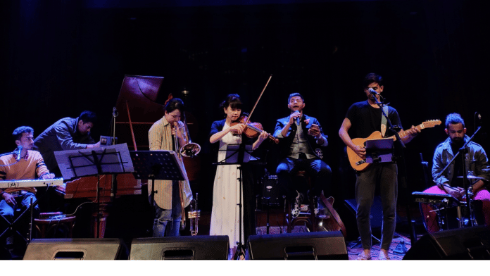 A performance in progress at The Piano Man Jazz Club, located at Safdarjung. Credits: Piano Man Jazz Club