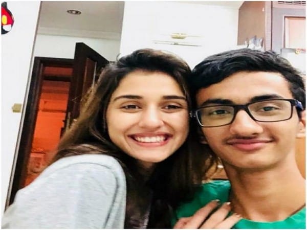  Check out Disha Patani's adorable wish for her brother 