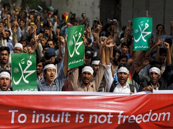 Pakistan claims 400,000 social media accounts spread blasphemy
